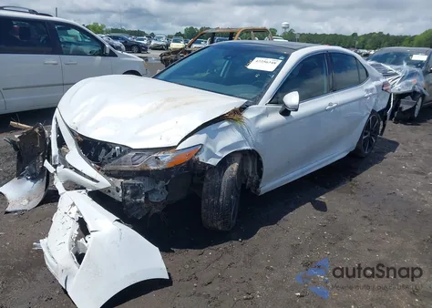 2020 Toyota Camry Xse z USA, uszkodzony, nr VIN 4T1K61AK7LU506785